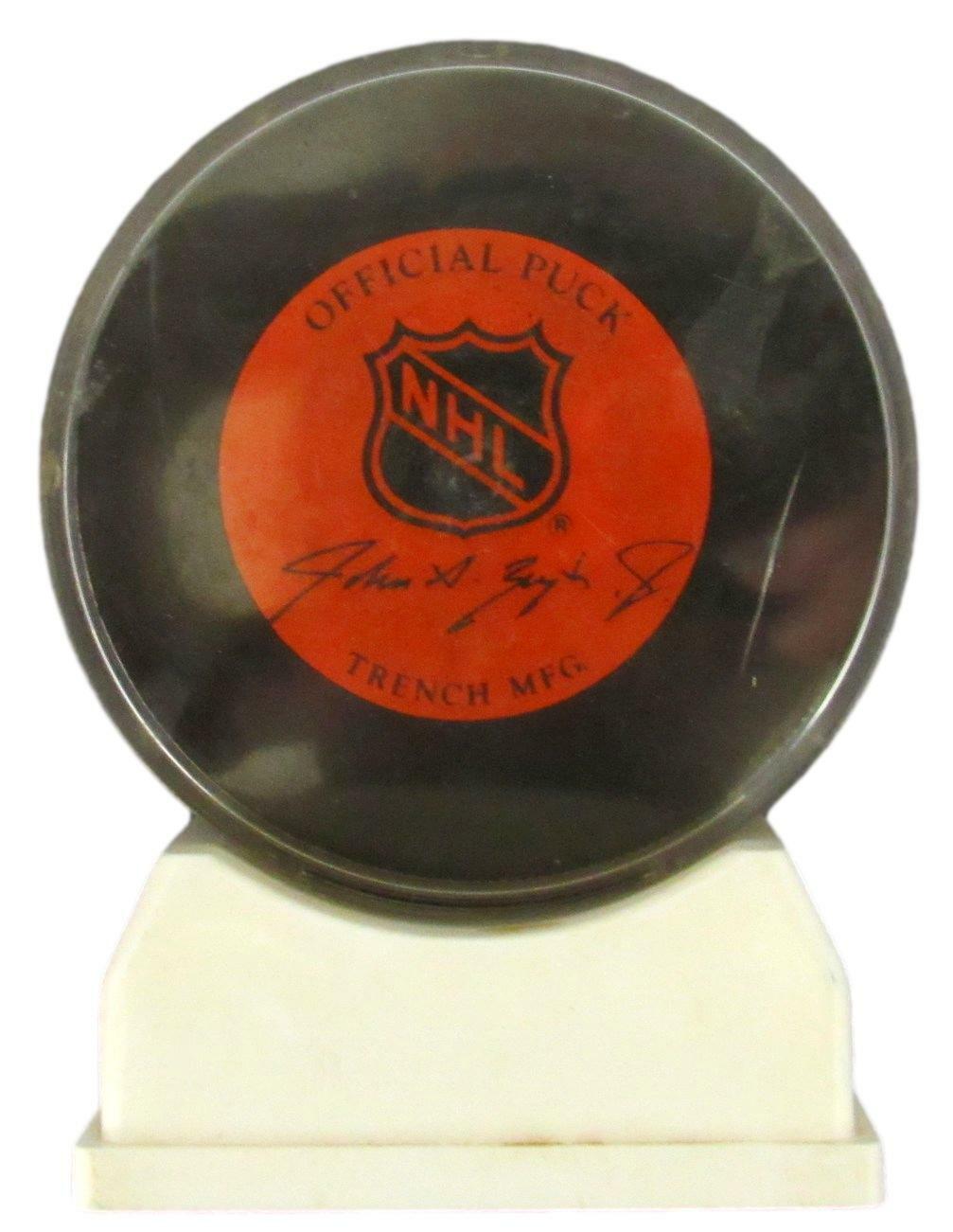 Prince Of Wales Conference Nhl Vtg General Tire Slug Zeigler Trench Puck 163957