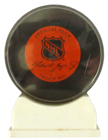 Prince Of Wales Conference Nhl Vtg General Tire Slug Zeigler Trench Puck 163957