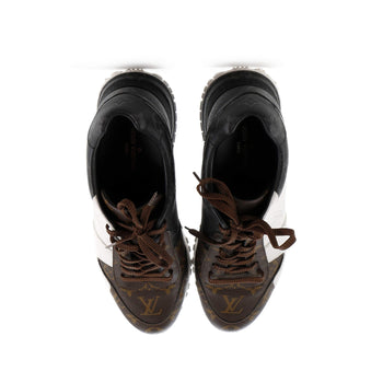 Louis Vuitton Men'S Run Away Sneakers Monogram Canvas