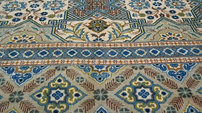 Semi Antique Wool Oriental Rug 9X12 Ft Floral