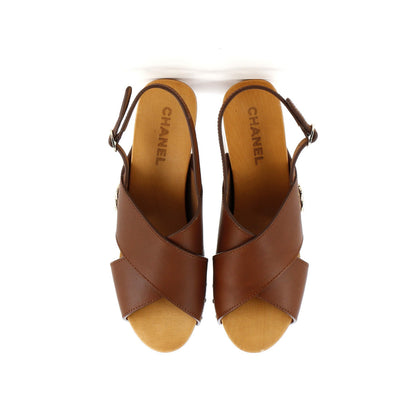 Chanel Women'S Cc Slingback Platform Wedge Sandals Leather And Wood