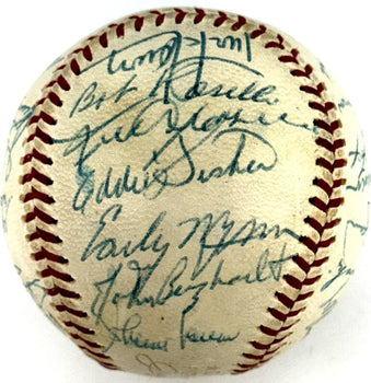 1962 Chicago White Sox Team Signed Baseball (30)