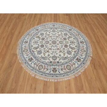 6'X6' Ivory Hand Knotted Nain With Flower Pattern Wool And Silk Round Rug