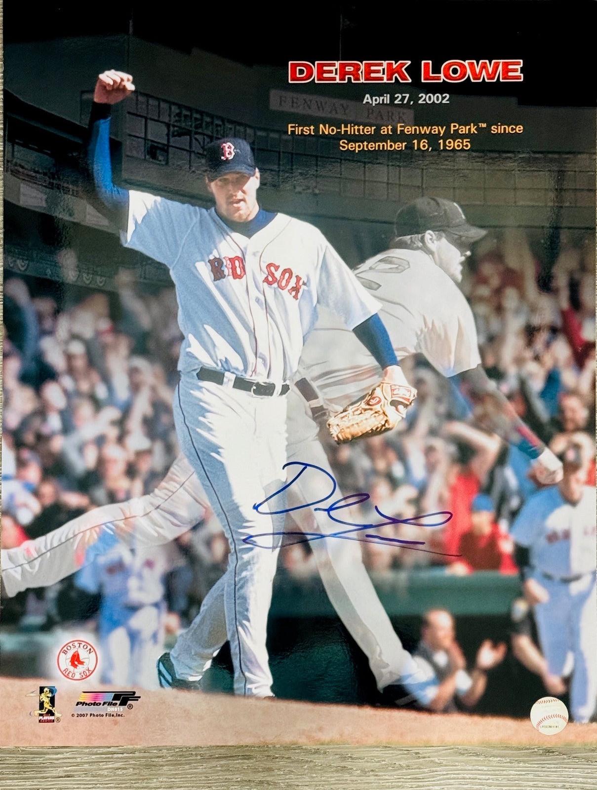 Derek Lowe Autographed April 27, 2002 No Hitter 16X20 Baseball Photo