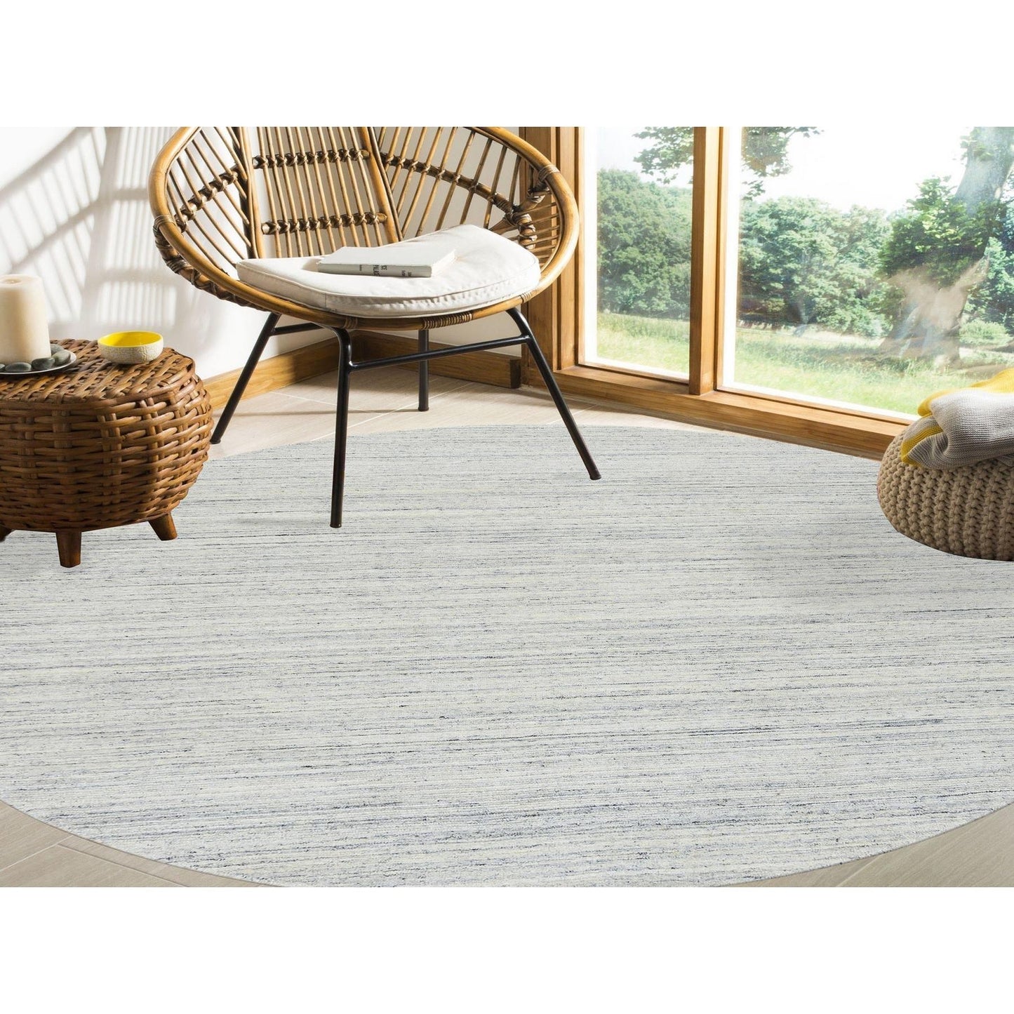 7'10"X7'10" Ivory Wool Hand Loomed Plain Modern Striae Design Round Rug