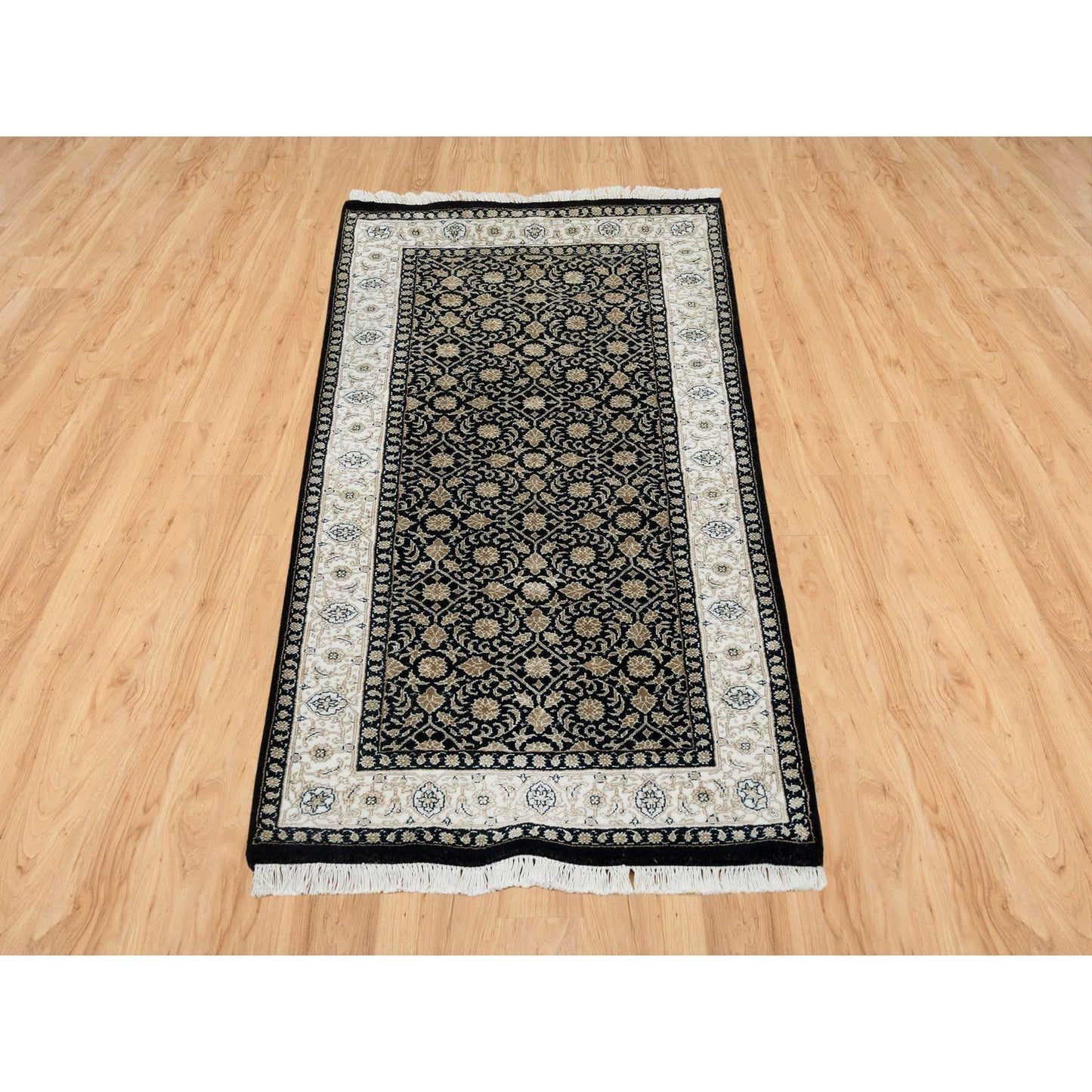 2'5"X4'7" Black Hand Knotted Herrita Design 250 Kpsi Pure Wool Rug