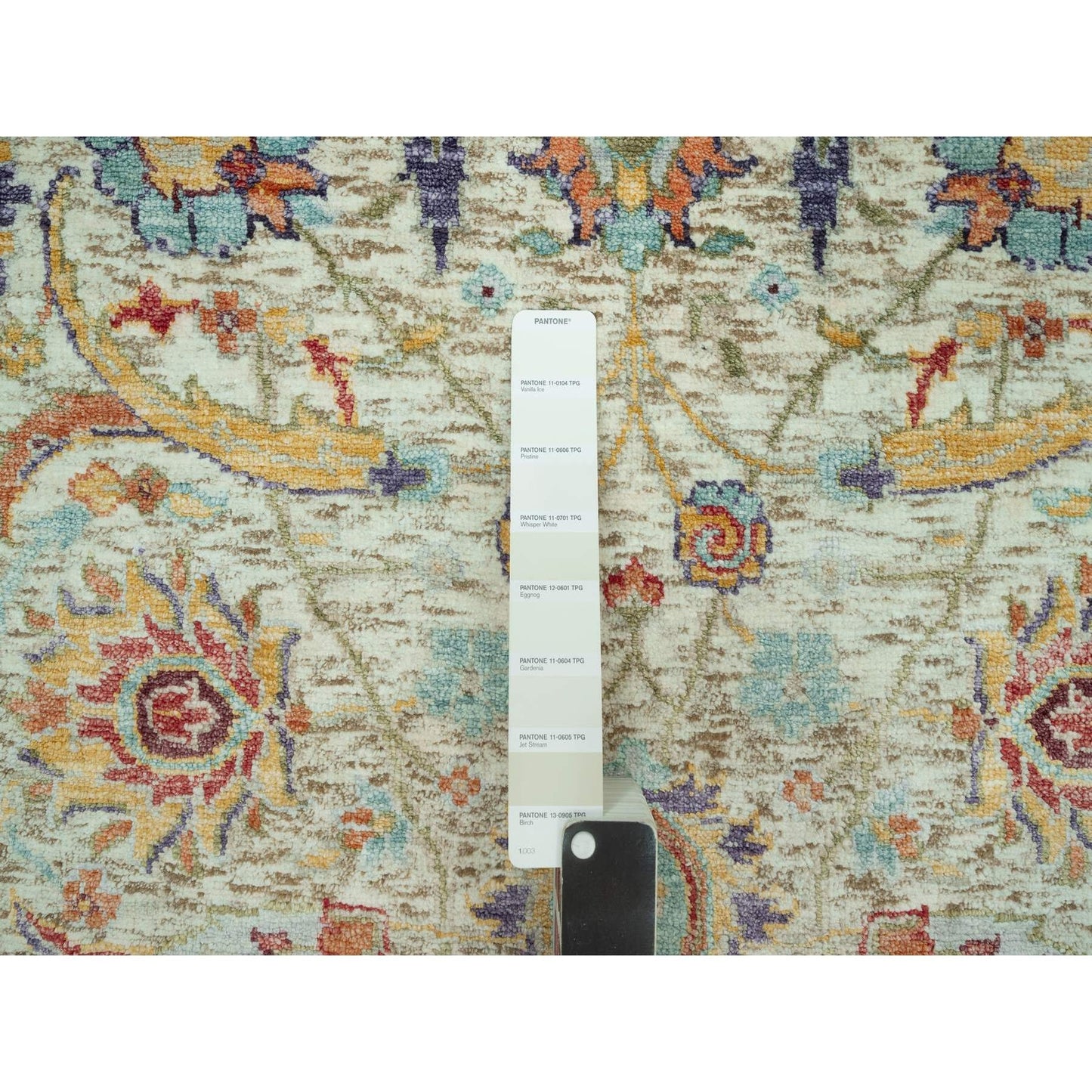 2'7"X18' Wimborne White Hand Knotted Wool And Silk Sickle Design Rug