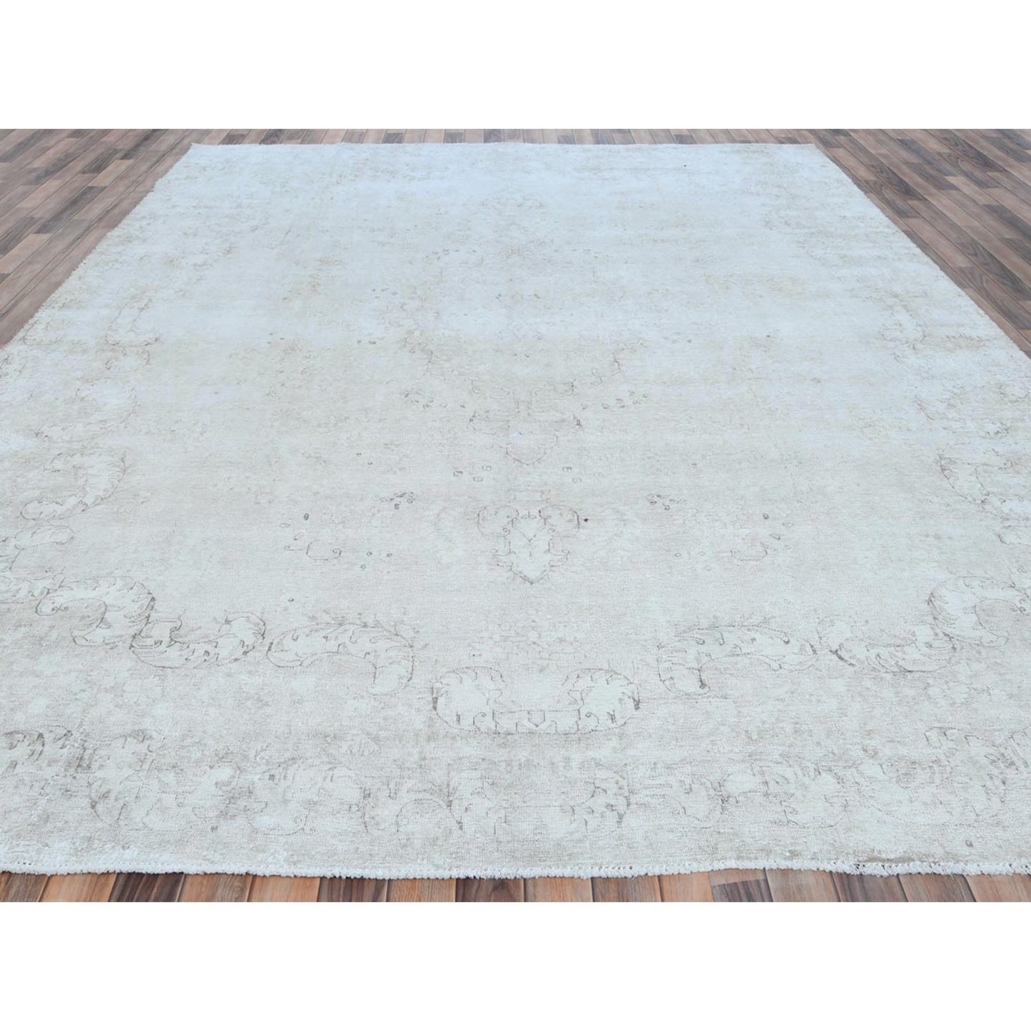 9'8"X12'5" Ivory Hand Knotted Worn Wool Distressed Vintage Farsian Rug