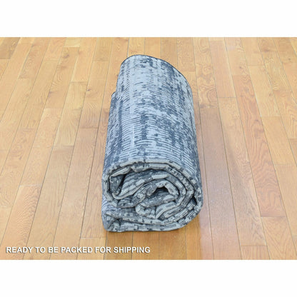 5'10"X9' Black Modern Wool And Plant Based Silk Hand Loomed Rug