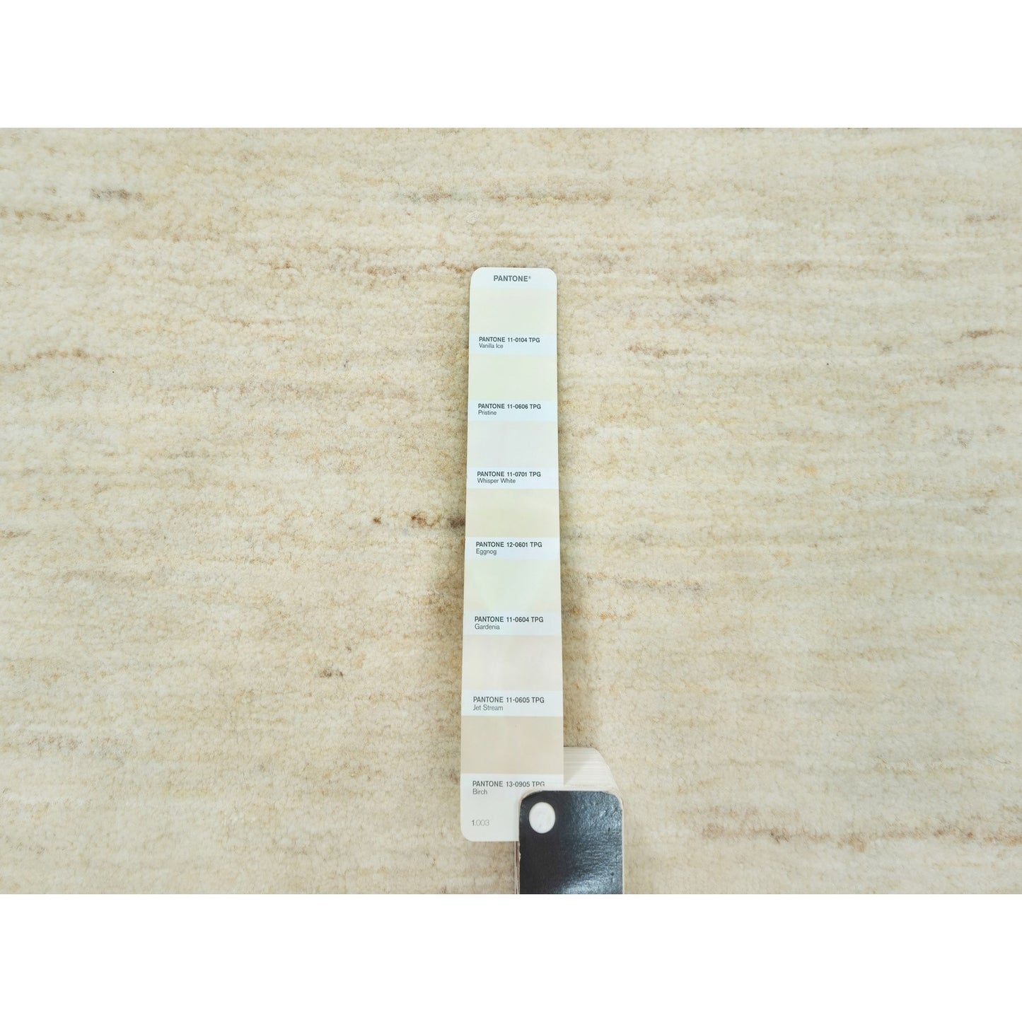 Rug 2'x3' White Denser Weave Wool Soft Touch Hand Knotted Runner Oriental