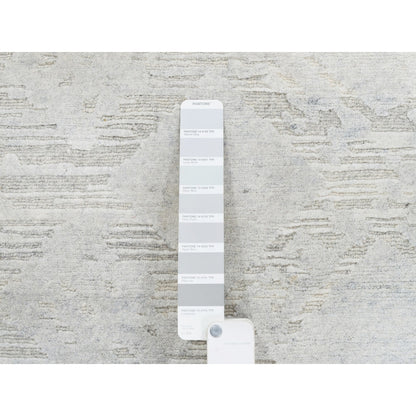 9'X12' Undyed Natural Wool Modern Light Gray Cut And Loop Pile Rug