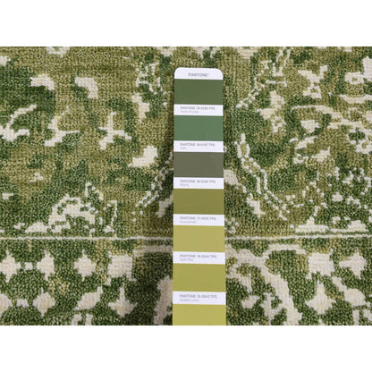 2'6"X6' Green Tebraz Design Wool And Silk Hand Knotted Runner Rug