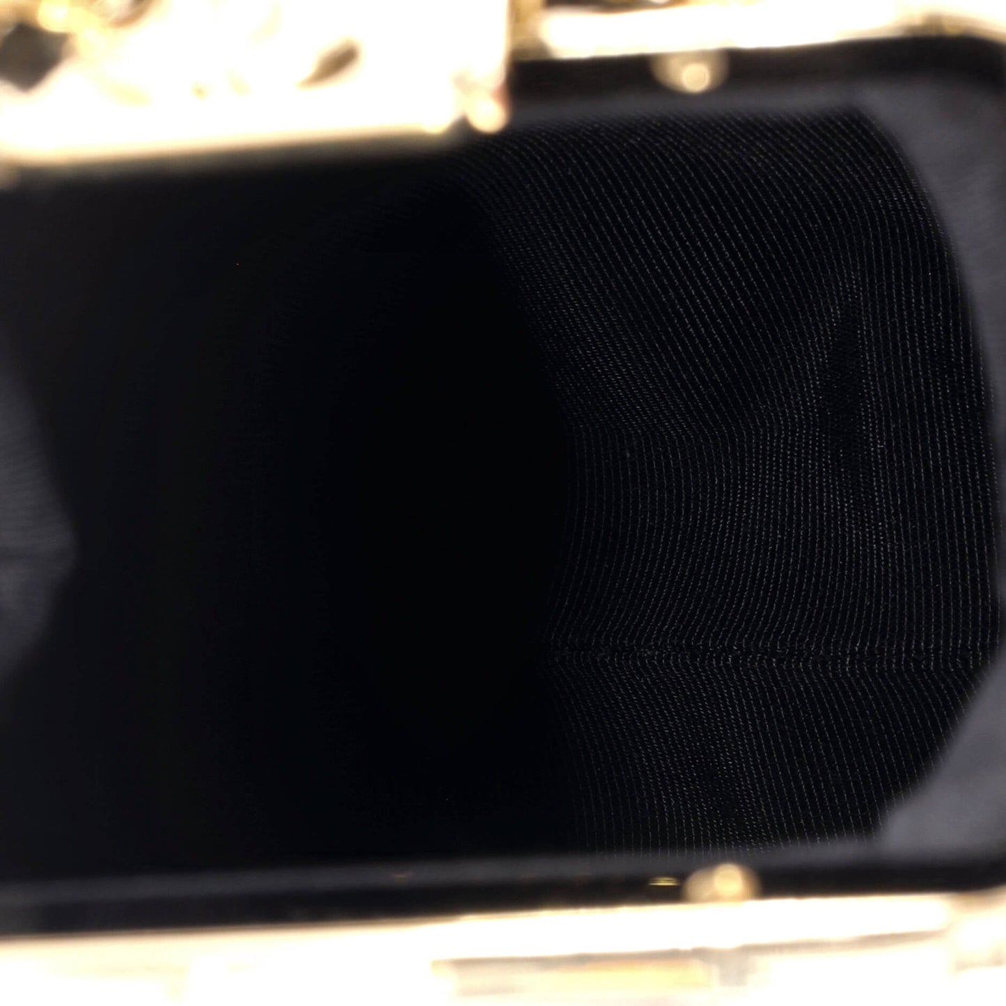 Chanel Cc Kisslock Frame Clutch With Chain Quilted Lambskin Small