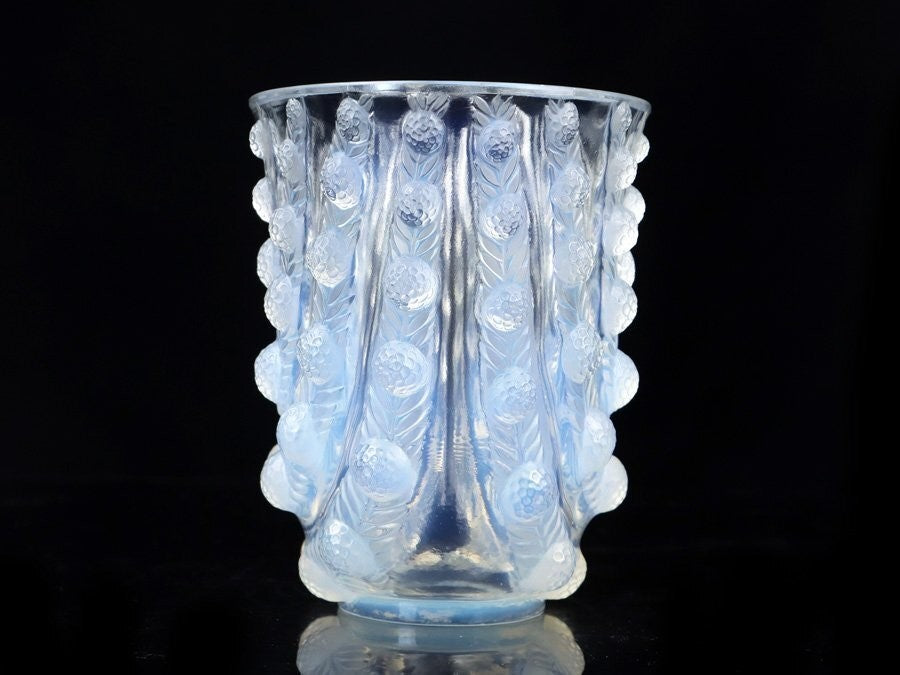 R. Lalique Vichy 1937 Opalescent Glass Vase Signed France W/Box Antique