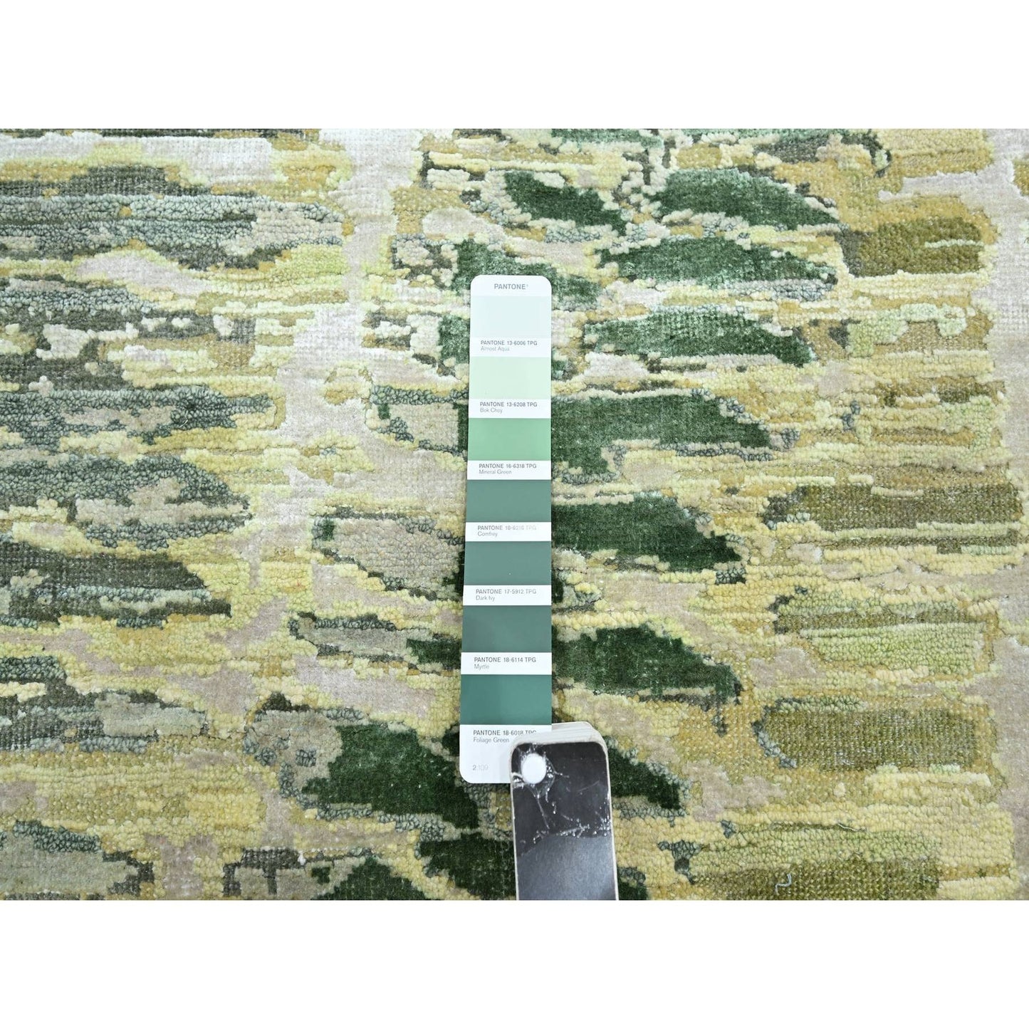 6'1"X9'3" Shades Of Green Crocodile Safari Design Silk Hand Knotted Rug