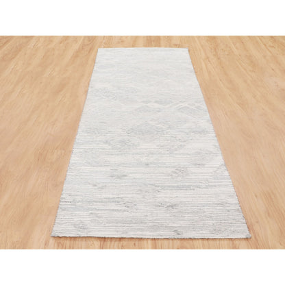 2'6"X8' Modern Hand Spun Runner Undyed Natural Wool Hand Knotted Rug