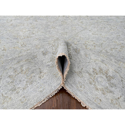 7'9"X9'8" Gray Supple Collection Hand Knotted Soft Wool Oushak Design Rug