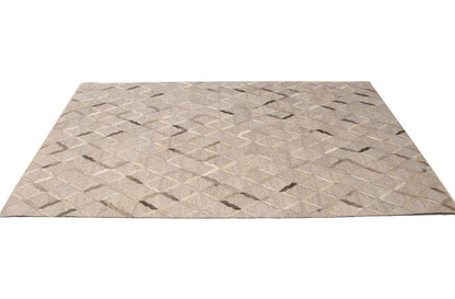 5X8 ft Handcrafted Silver Cowhide Rug