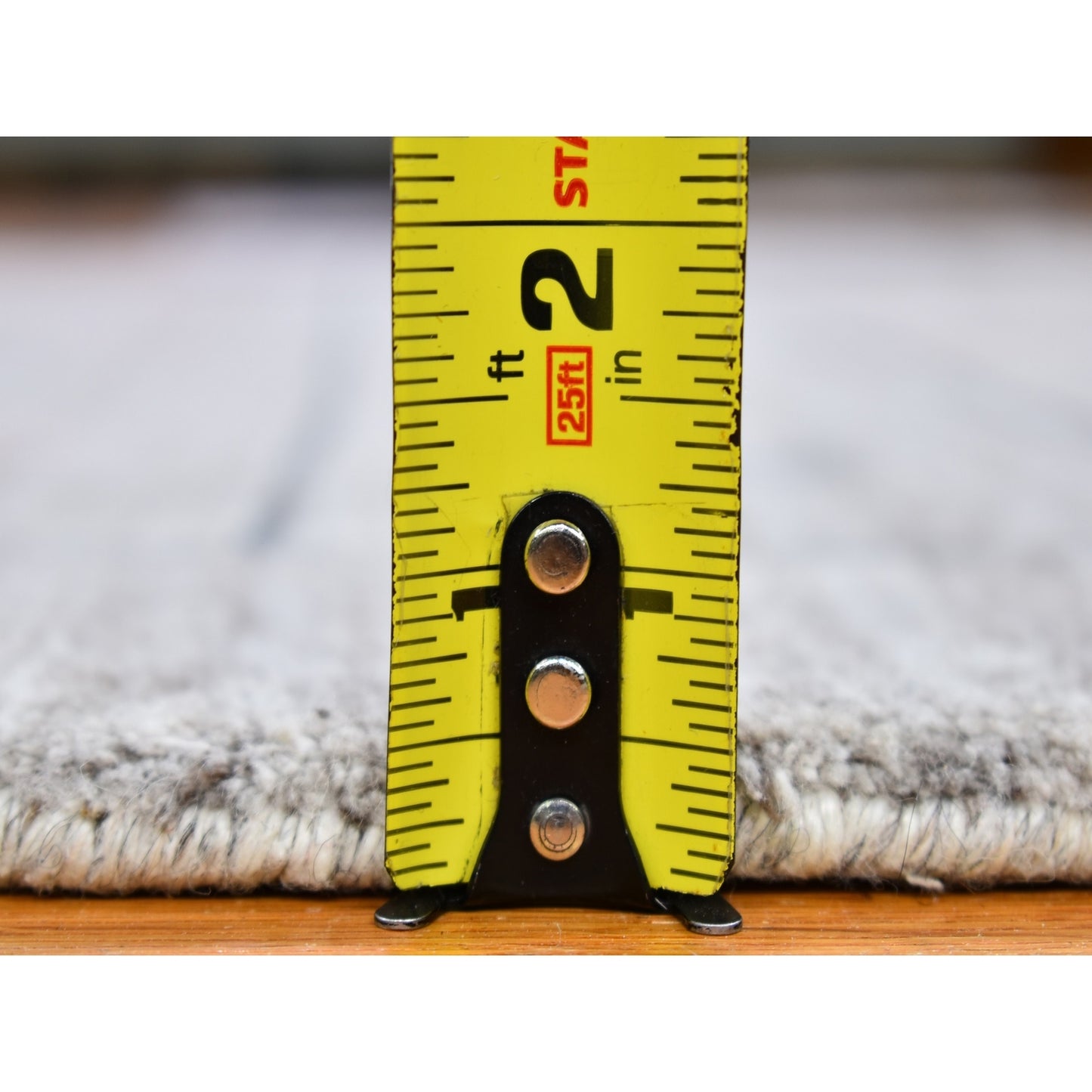 4'1"X4'1" Gray Wool And Silk Hand Loomed Gabbeh Round Oriental Rug