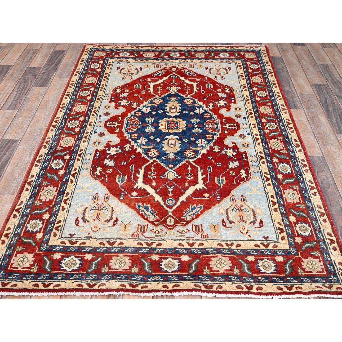 4'X6' Blue Seeripe Heris Design Soft Wool Hand Knotted Oriental Rug