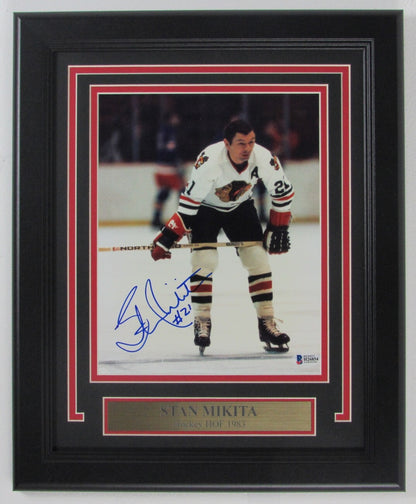 Stan Mikita Blackhawks Signed/Autographed 8X10