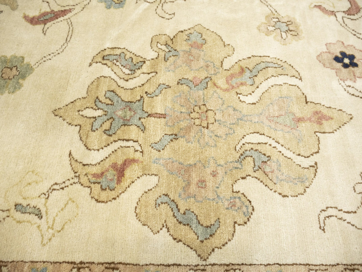 Oriental Floral Carpet Rug Turkish Style Oversized 126X17 Handmade