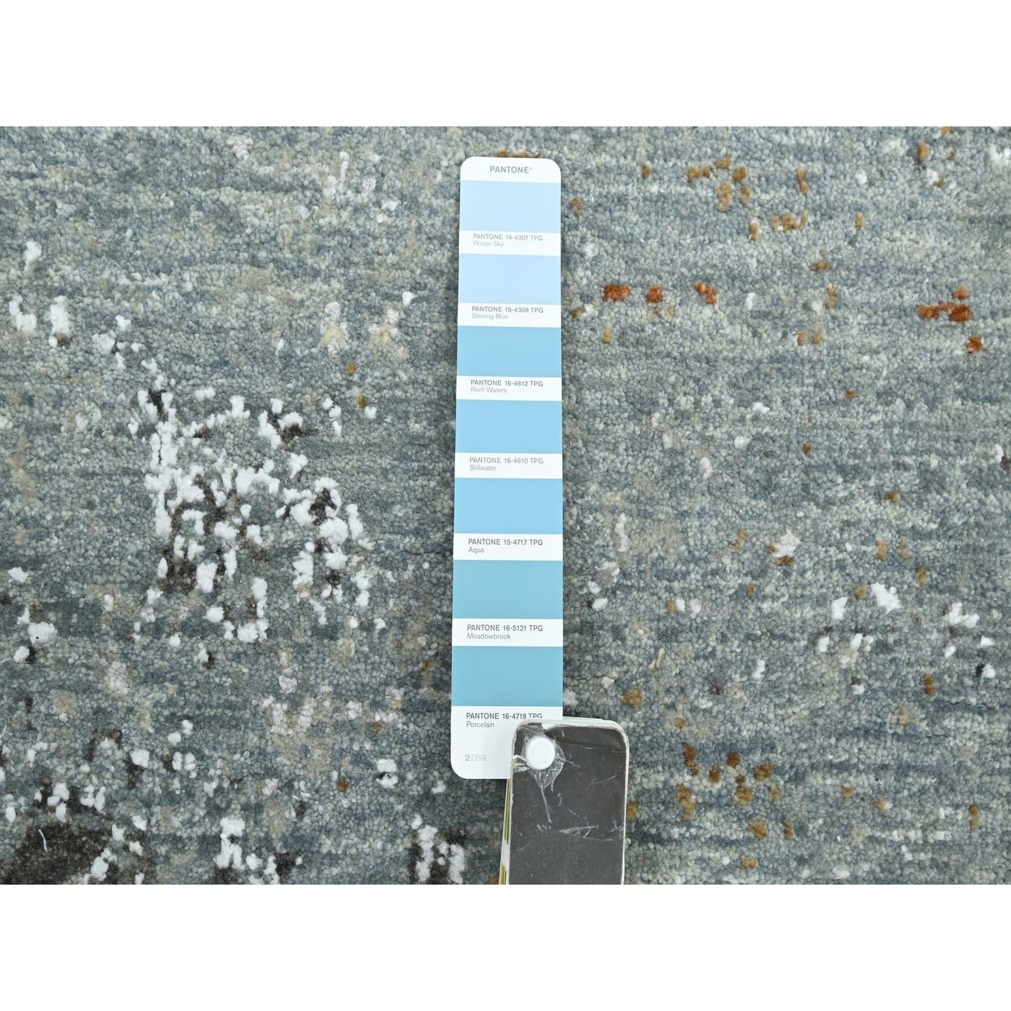 6'1"X9'1" Gray-Brown Abstract Design Pure Wool Hand Knotted Oriental Rug