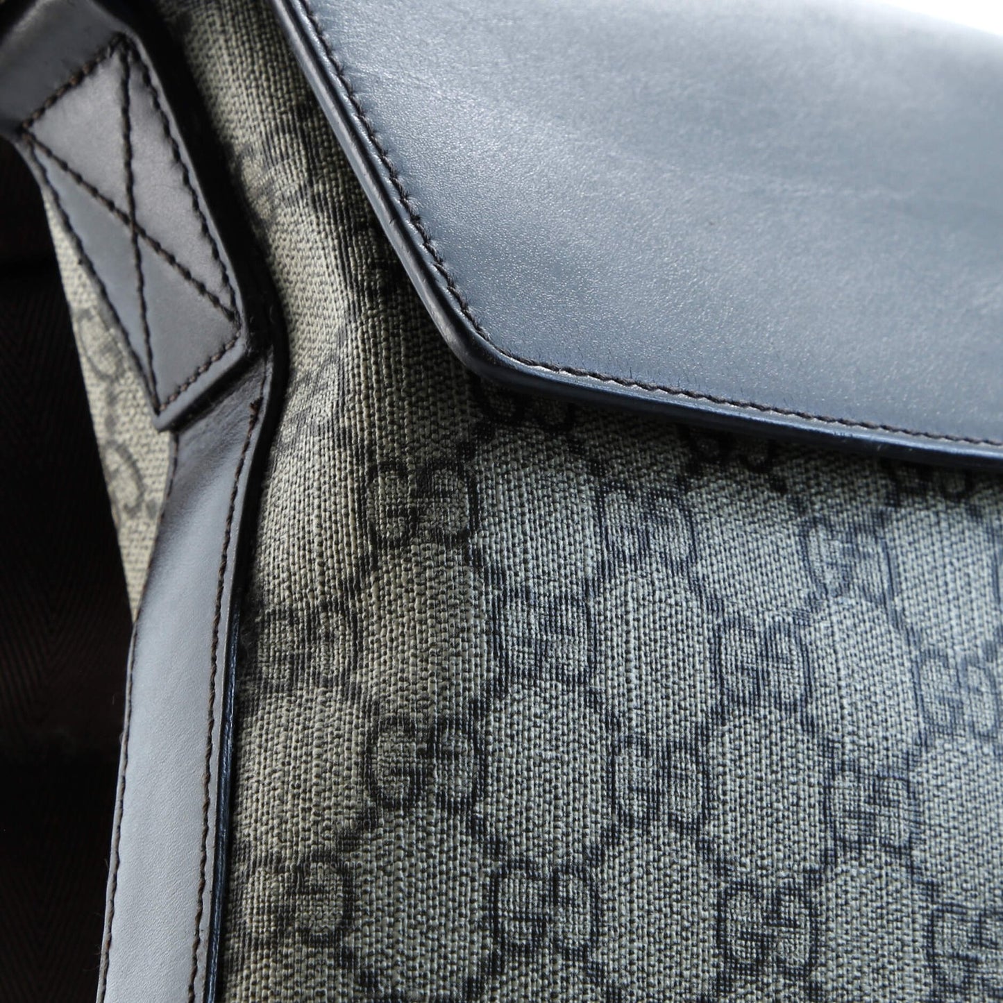 Gucci Flap Messenger Bag Gg Coated Canvas With Leather Medium