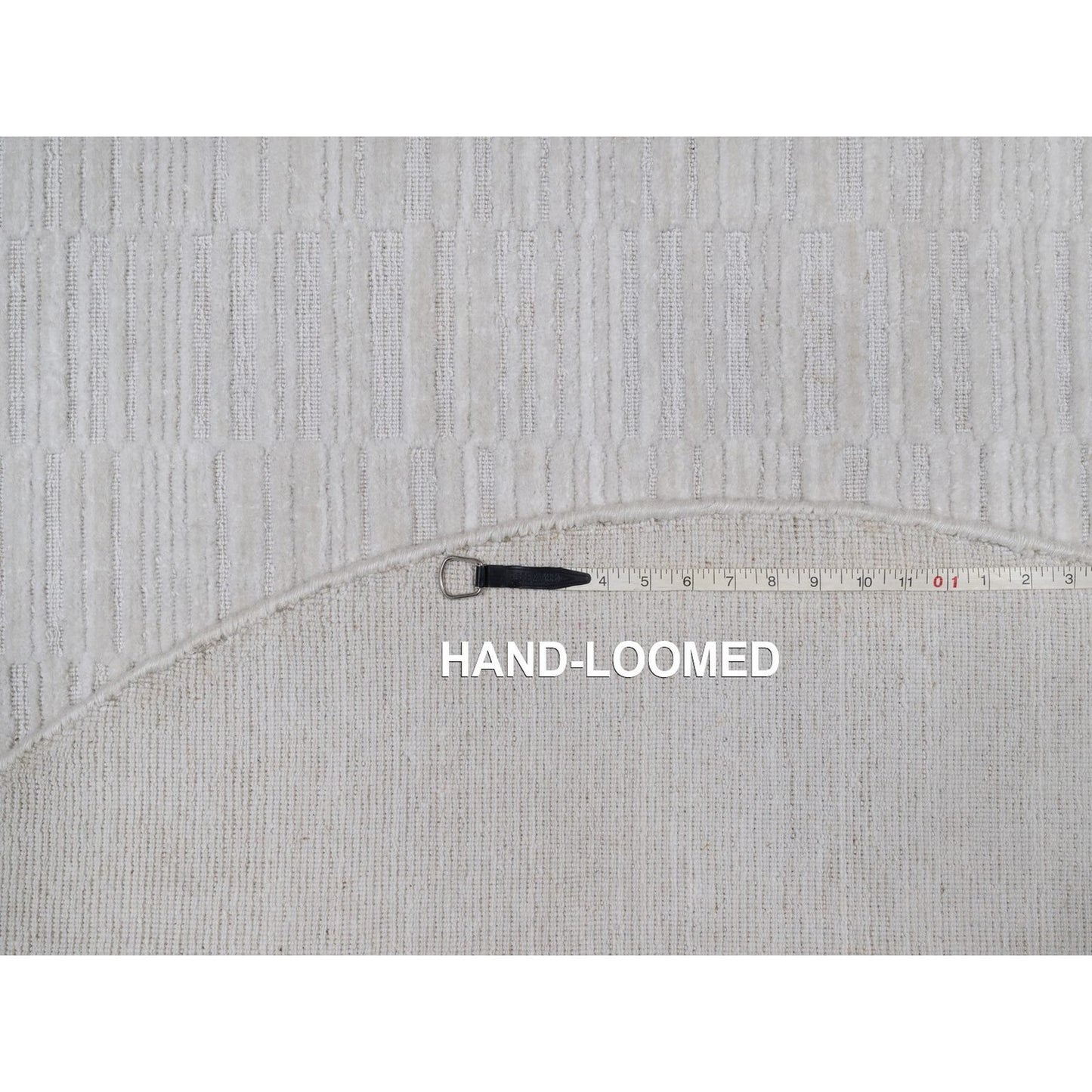 Ivory Hand Loomed 5'x5' Modern Soft Wool Striae Plain Round Design Rug