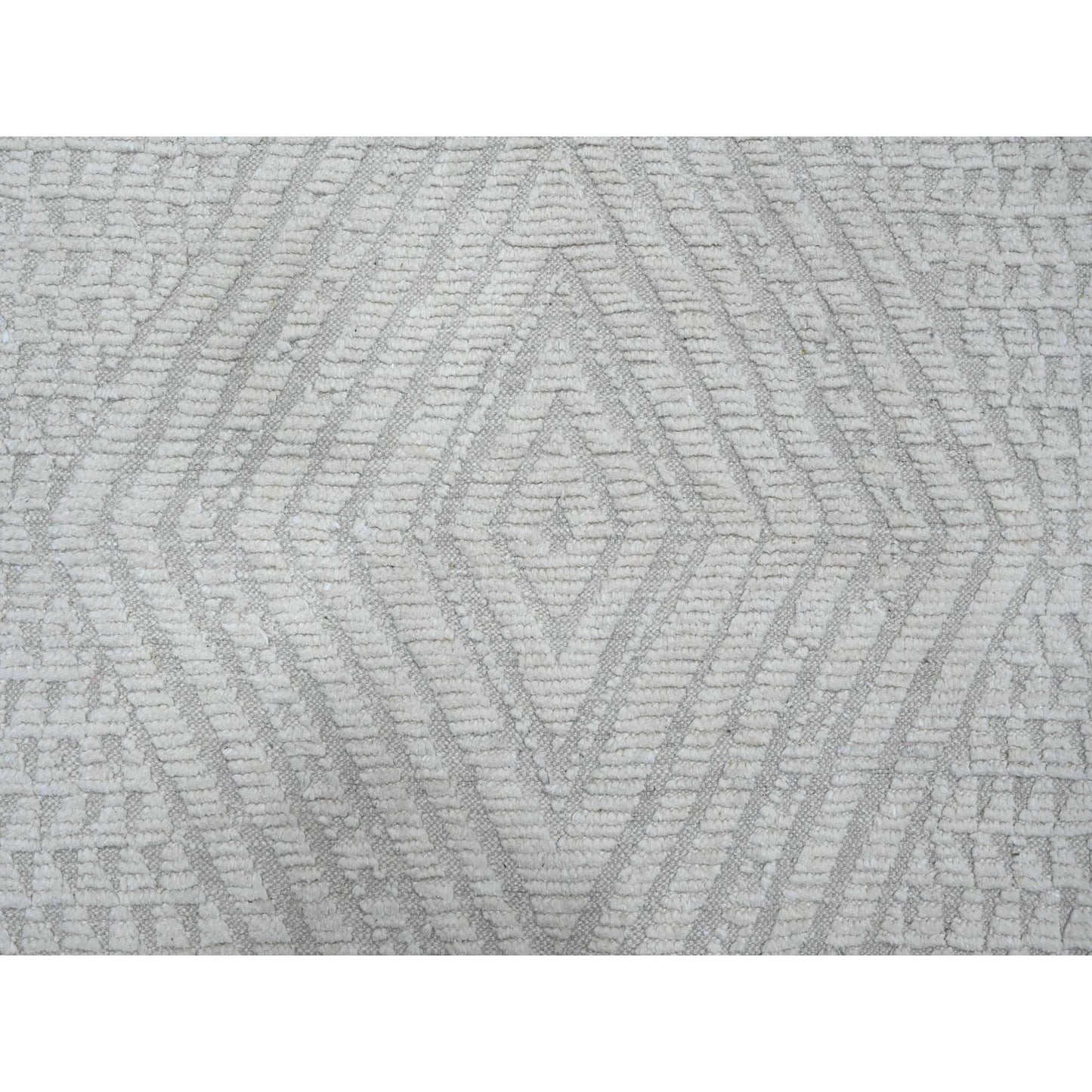 9'10"X14'1" White Moroccan Weave Diamond Pattern Hand Knotted Wool Rug