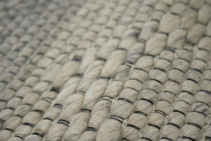 Modern Hand-Tufted Wool Area Rug Zig-Zag Design