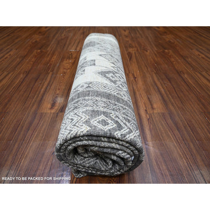 7'8"X9'6" Taupe Brown Fine Peshawar Wool Hand Knotted Oriental Rug