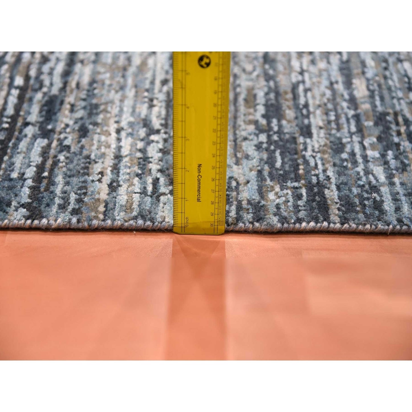 8'2"X8'2" Blue Oceanic Wool And Pure Silk Hand Knotted Square Rug