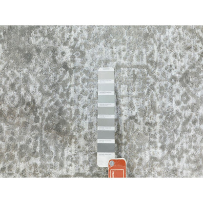6'X6' Round Grey Broken Farsian Design Wool And Silk Hand Knotted Rug