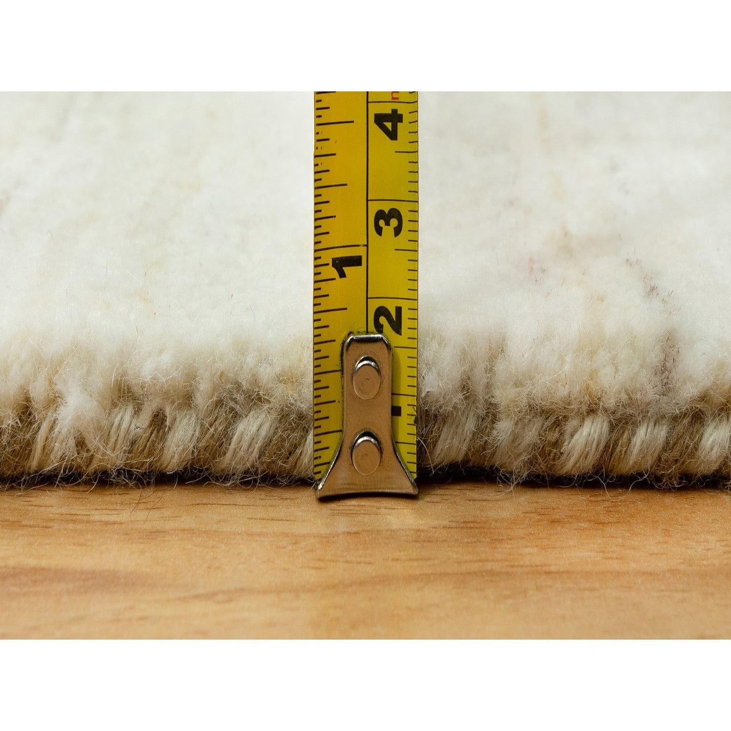 2'6"X6' White Luxuriouss Wool Hand Knotted Runner Oriental Rug