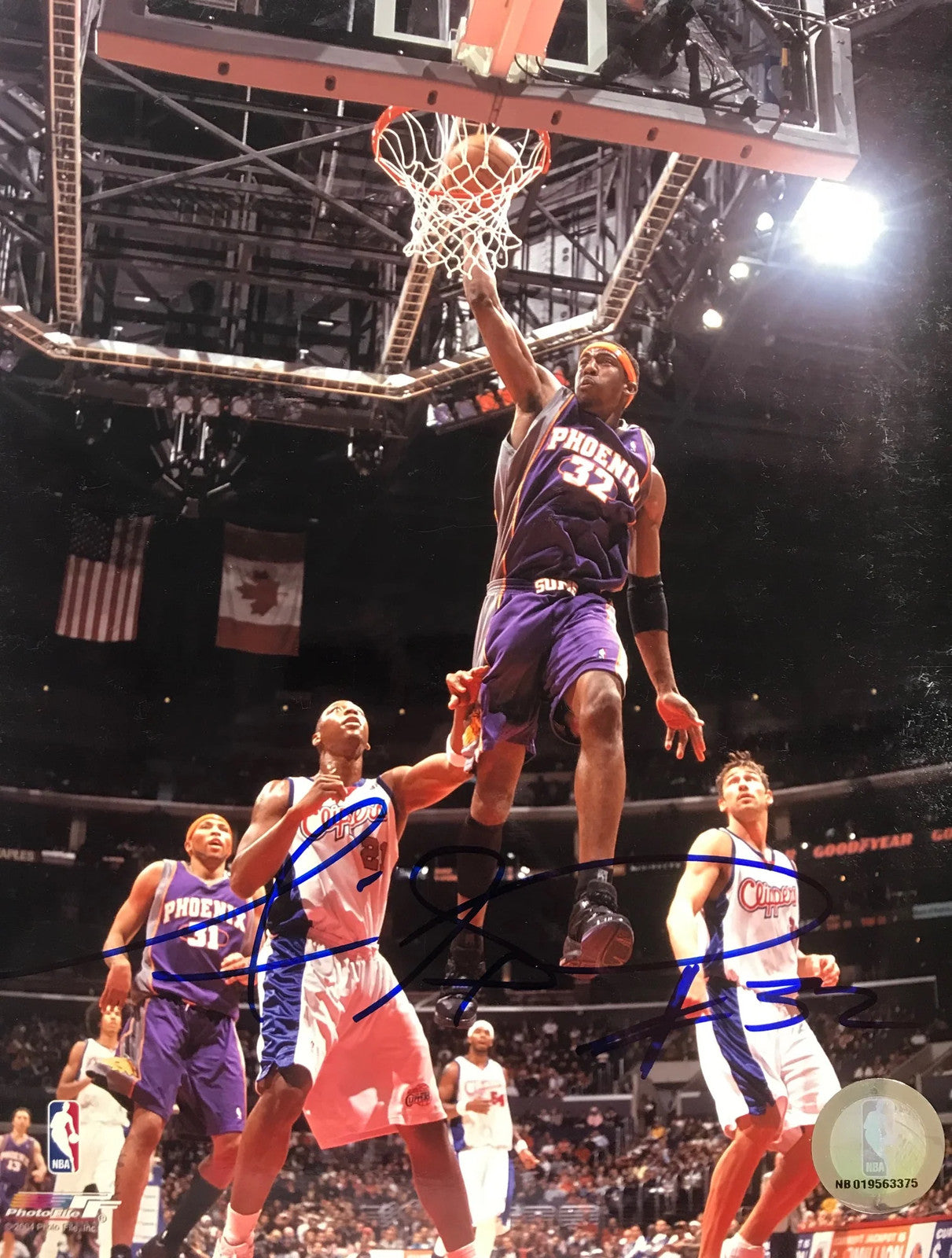 Amare Stoudemire Autographed 8X10 Basketball Photo Phoenix Suns