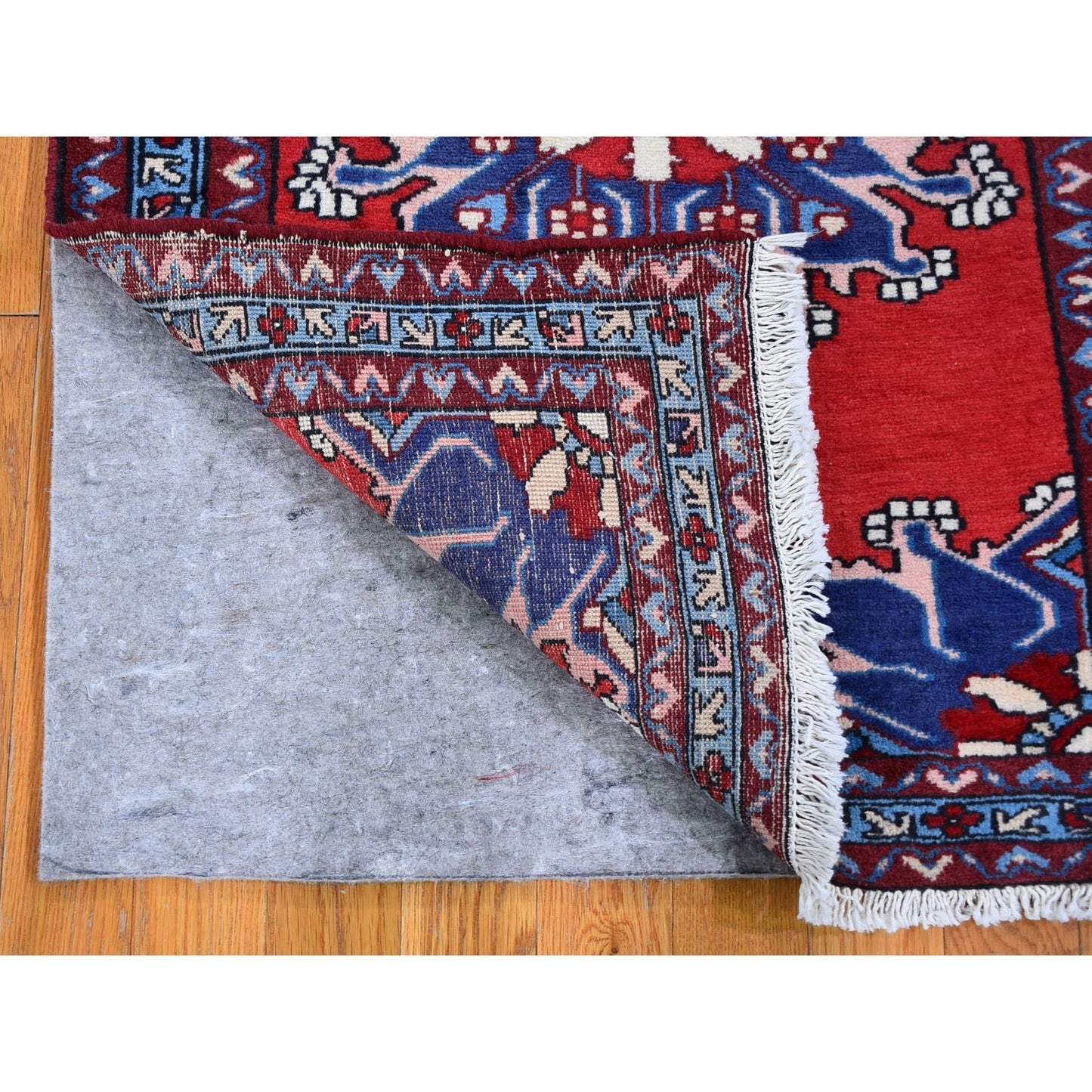 2'8"X4' New Farsian Amadan Open Field Red Wool Hand Knotted Oriental Rug