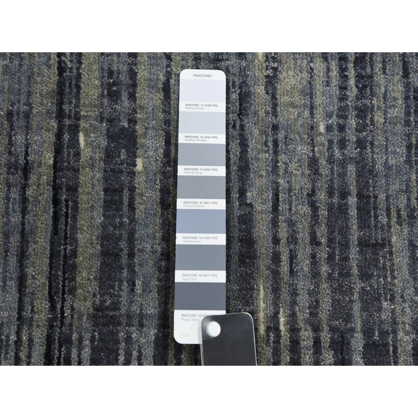 2'6"X10'2" Gray Wool Hand Knotted Modern Ombre Design Runner Rug