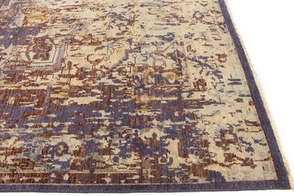 Distressed Floral Heriz Serapi Oriental Rug