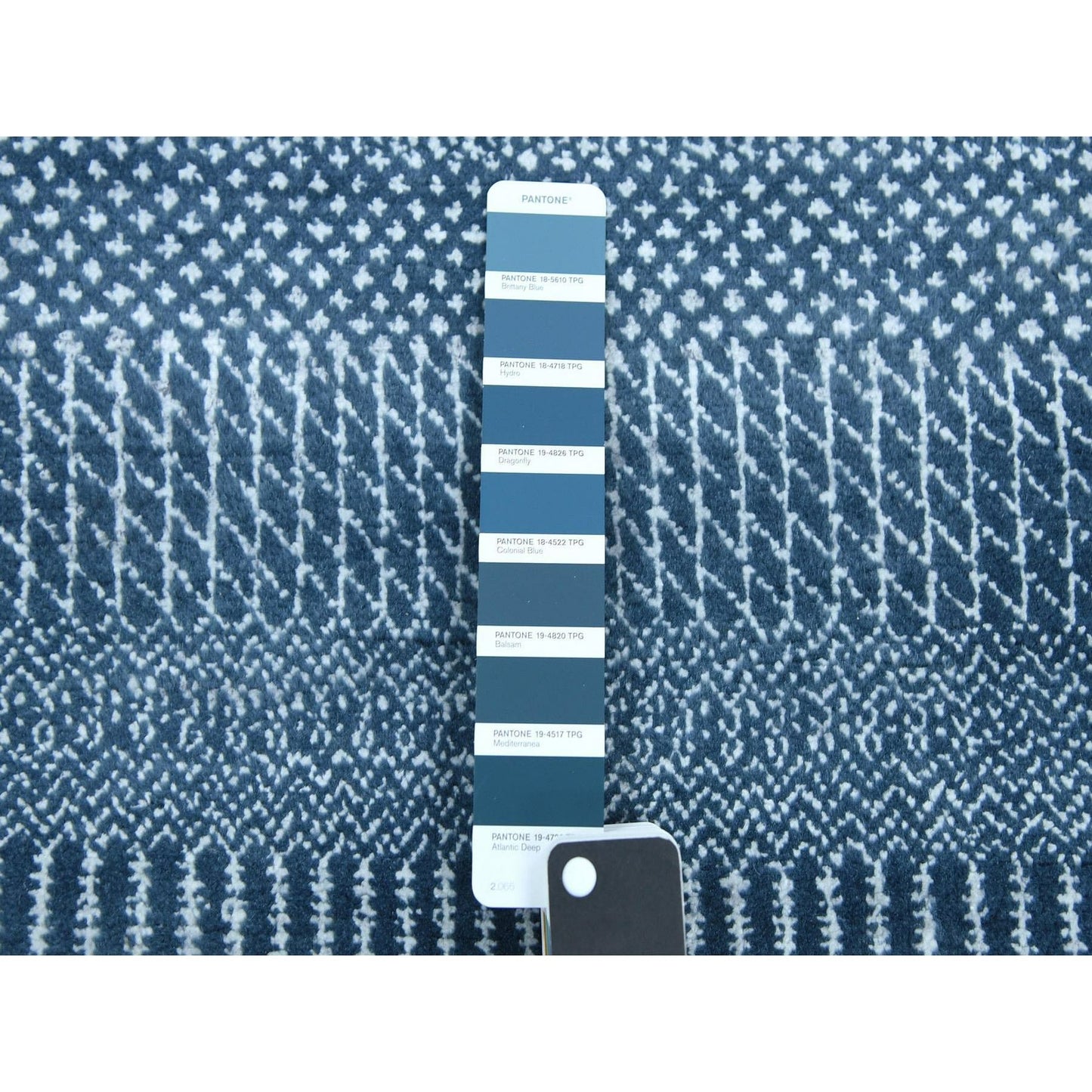 2'9"X11'4" Blue Modern Grass Design Wool And Silk Hand Knotted Runner Rug