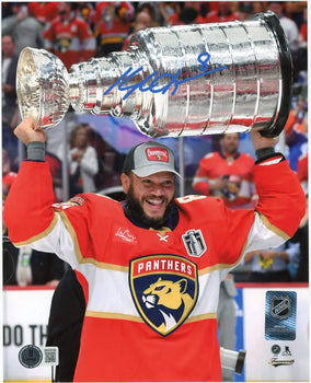 Kyle Okposo Autographed Panthers 8X10 Raising Stanley Cup (Beckett Witness)