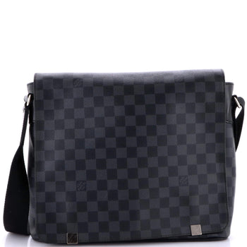 MM Louis Vuitton District NM Messenger Bag Damier Graphite
