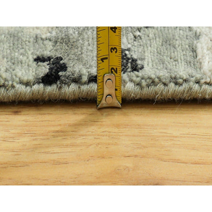 4'X6' Silver, Blue Wool And Silk Modern Abstract Design Hand Knotted Rug