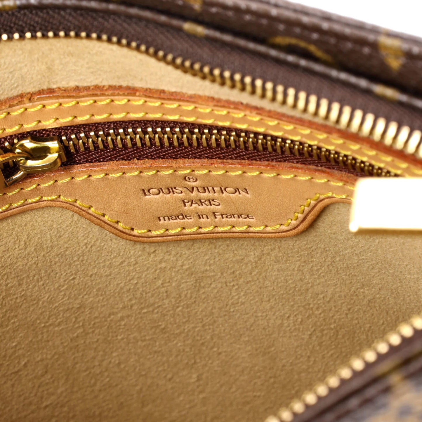 Louis Vuitton Looping Handbag Monogram Canvas Mm