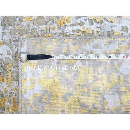2'6"X6' Beige Abstract Design Wool-Silk Hand Knotted Runner Oriental Rug