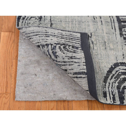 6'X9' Cloud Gray The Cane Pure Silk With Textured Wool Hand Knotted Rug