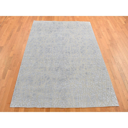 6'X8'10" Gray Flat Pile With Raised Silk Hand Knotted Tone On Tone Rug