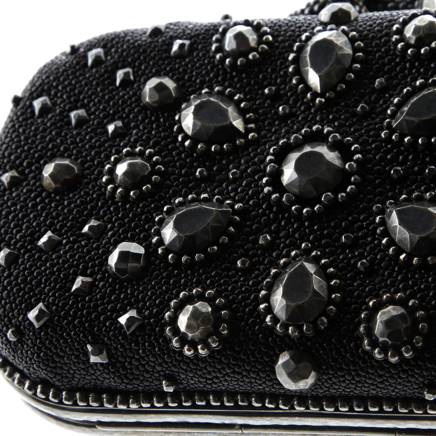 Bottega Veneta Box Knot Clutch Embellished Stingray Small