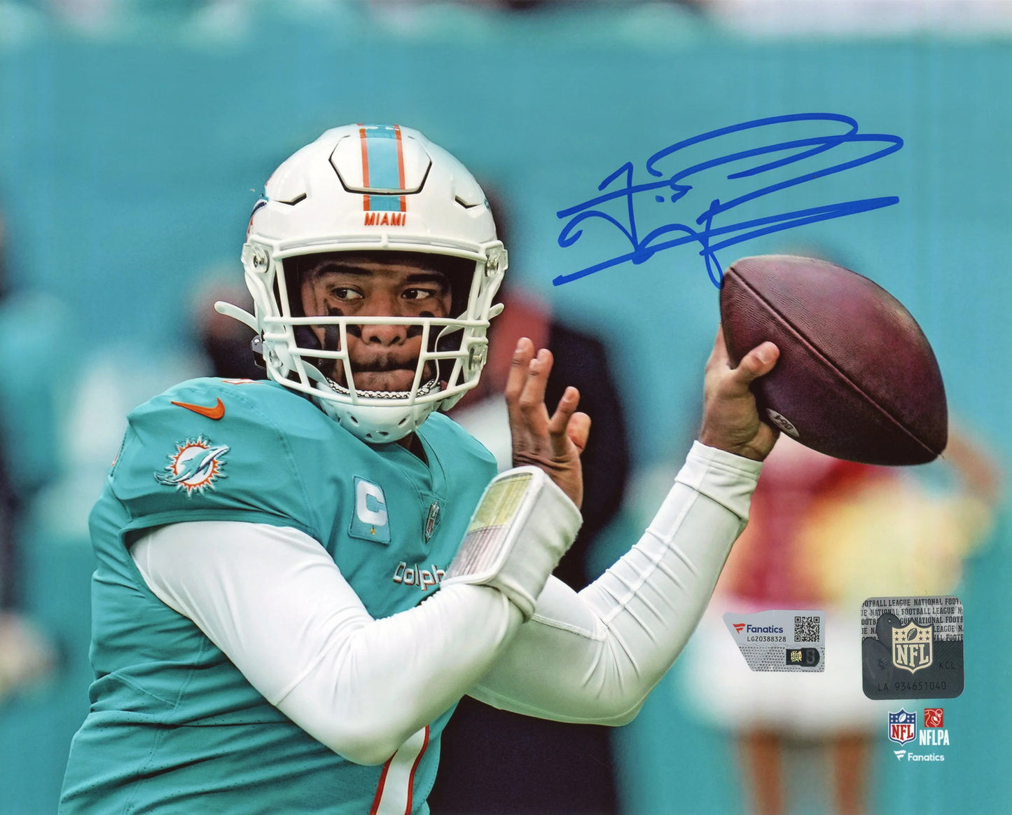 Tua Tagovailoa Autographed 8X10 Photo