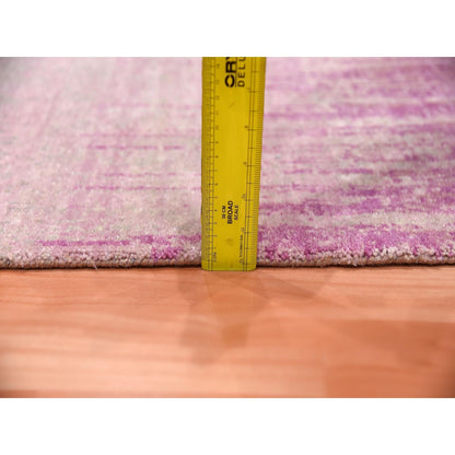 2'x3'2" Pink Vertical Ombre Design Natural Wool Hand Knotted Oriental Rug